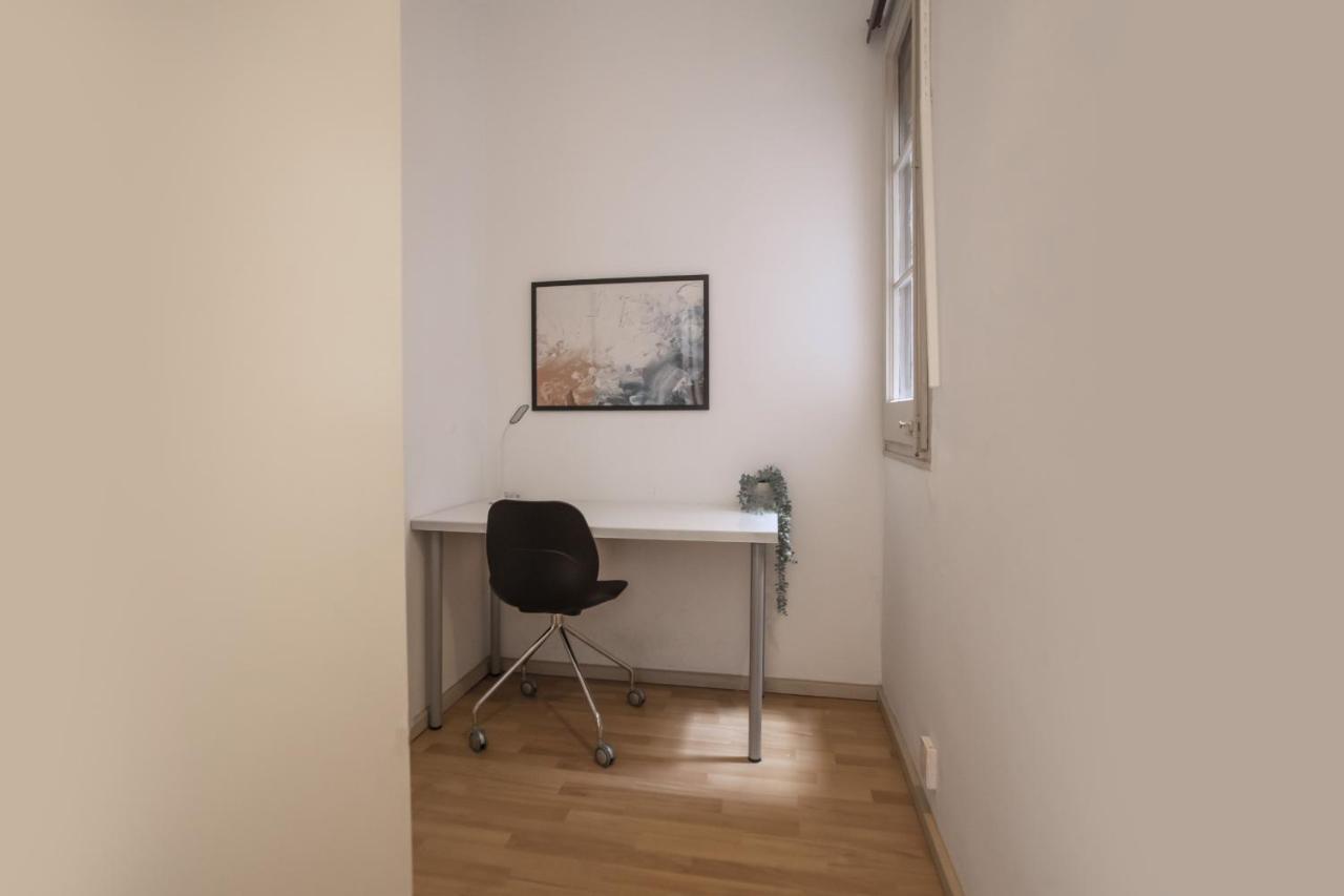 32Par1009 - Big And Spacious Apartment Downtown Barcelona Bagian luar foto